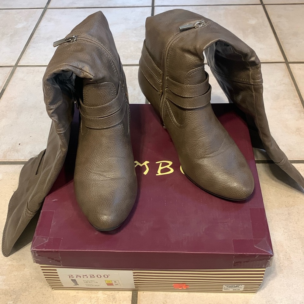 Bamboo - Women’s Size 8 - Neat-18 - 3 inch Heal